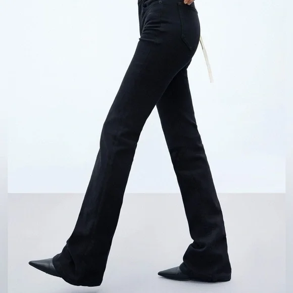 MOTHER Black Elastic Waist Pull On Flare Jeans - Picture 1 of 6